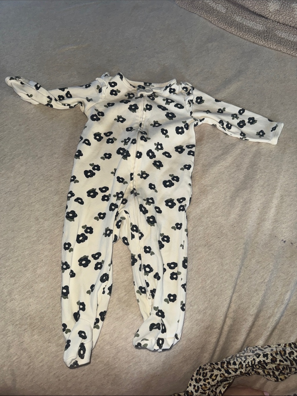 Carter's White Footed One-Piece with Black Floral Print size 3-6 month